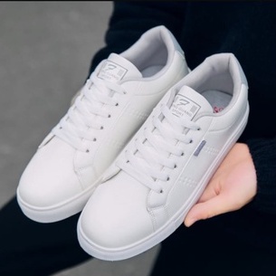 Sepatu pria casual sepatu putih pria sneakers putih HK-4