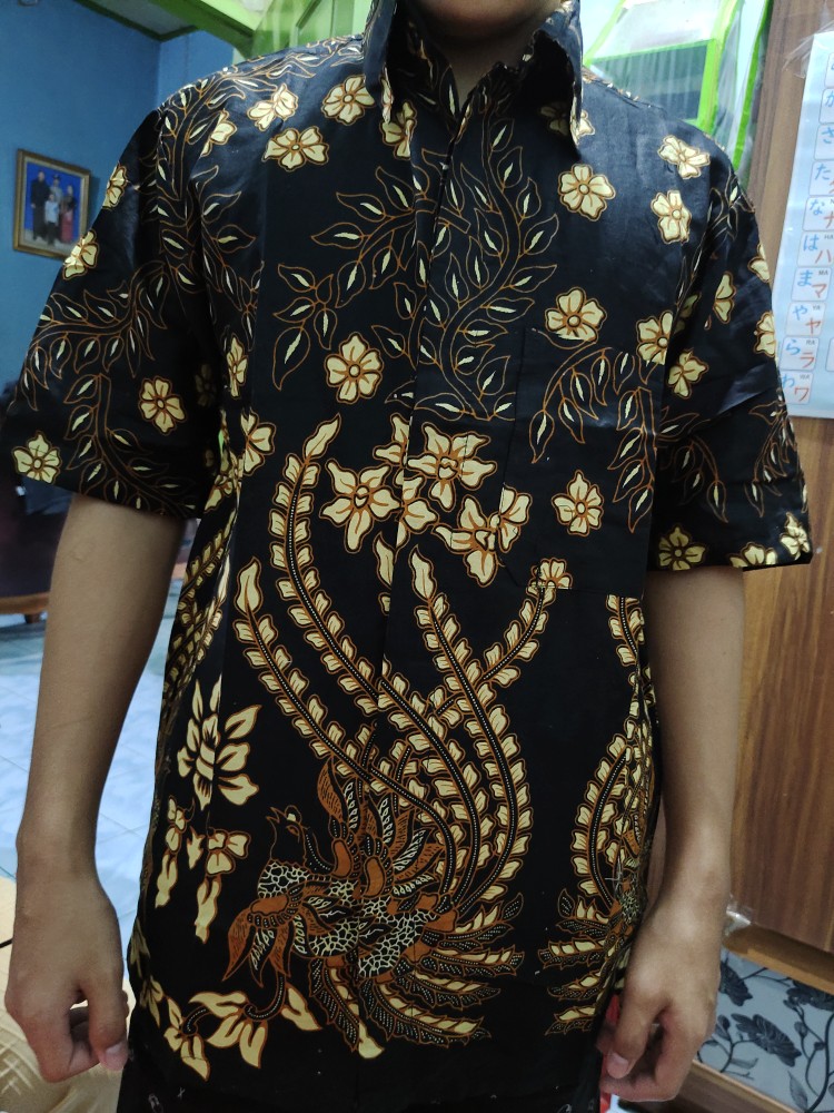 Hem Kemeja Batik Pria