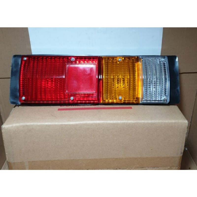 lampu stop isuzu phanter pick up original kiri /kanan