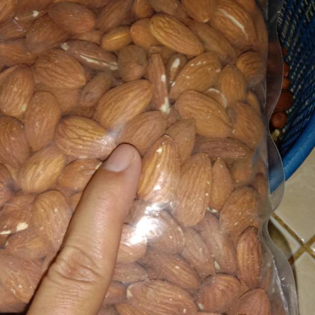 

Almond Panggang