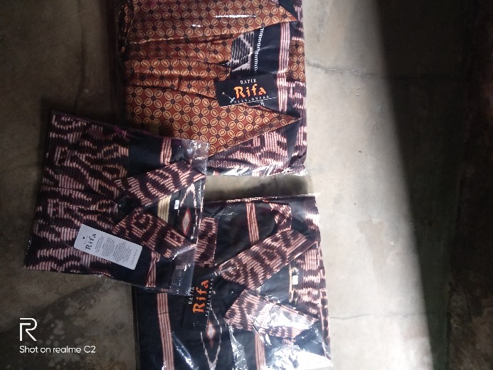 Batik Couple Keluarga Maura Sania Ruffle Ori Ndoro Jowo Dnt Motif Terkini 2021