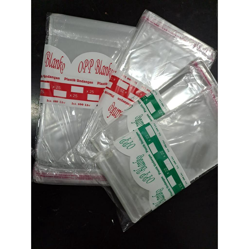 

Plastik Undangan 13,5 x 22