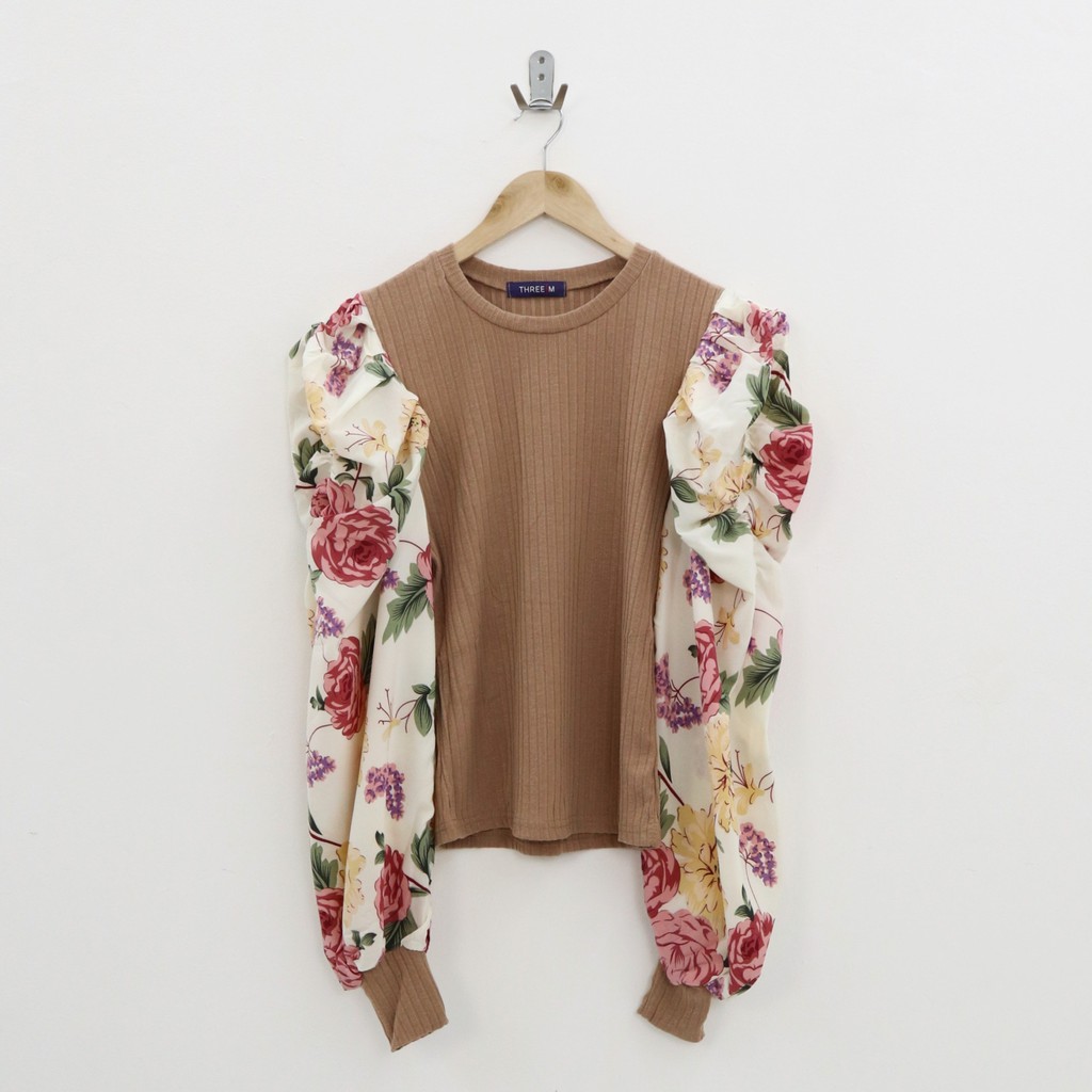 Carby flow knit top -Thejanclotehs