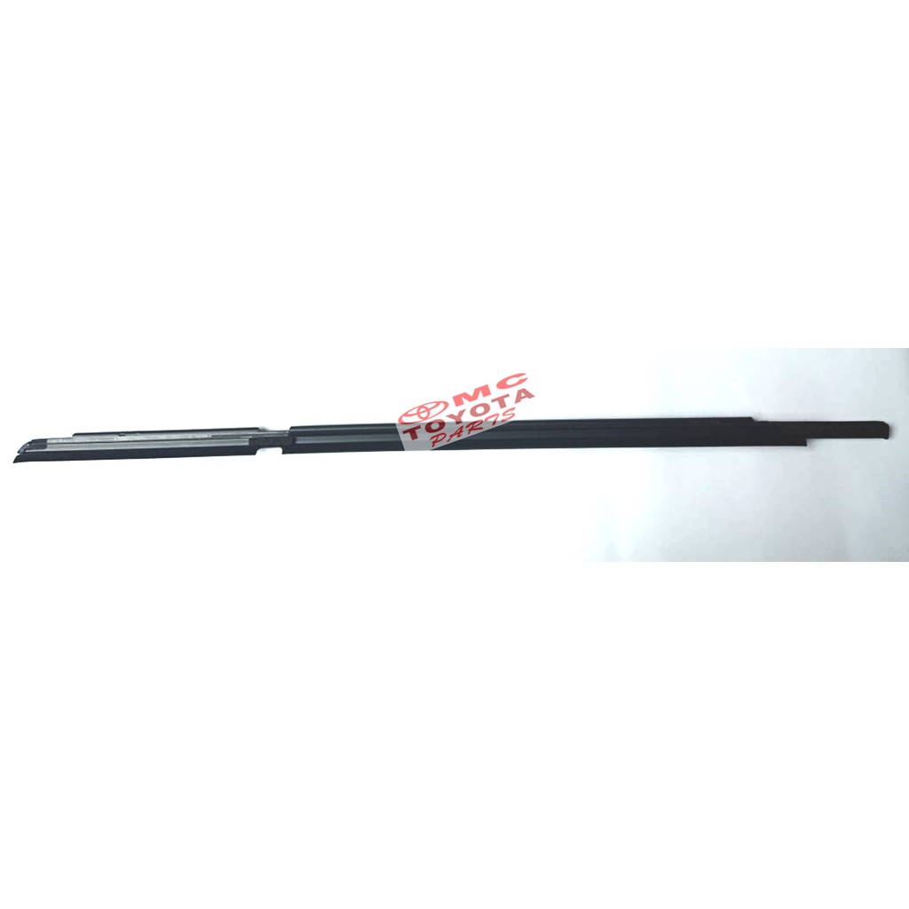 Pelipit Pintu / Karet Kaca Luar Belakang Kanan Yaris 68180-0D060