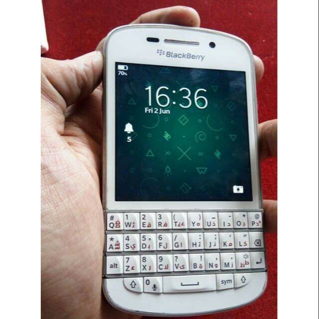 Blackberry Q10 4G LTE second