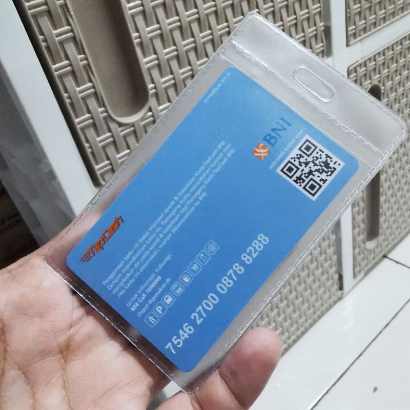

Plastik Kartu Doff Tebal Buram Sampul Kantong ID Card