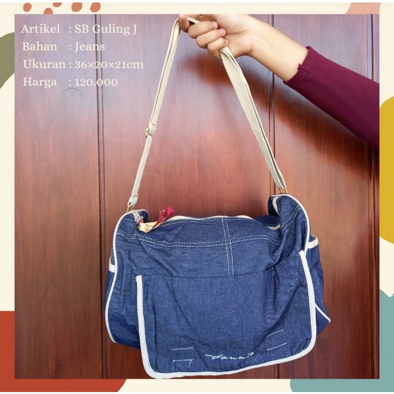 Dannis Tas Guling Jeans IDR 120.000