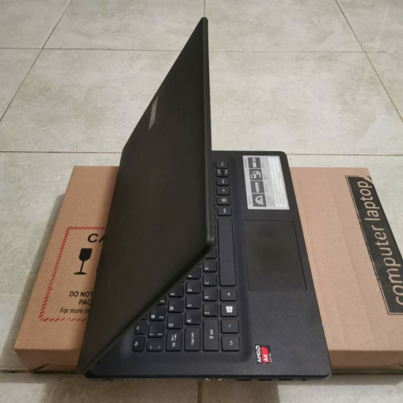 Laptop Acer aspire ES 14  dualcore Amd A4-6210 Vga amd radeon(TM) R3 Graphic Ram 4GB Hdd 500GB Windows 10 ok