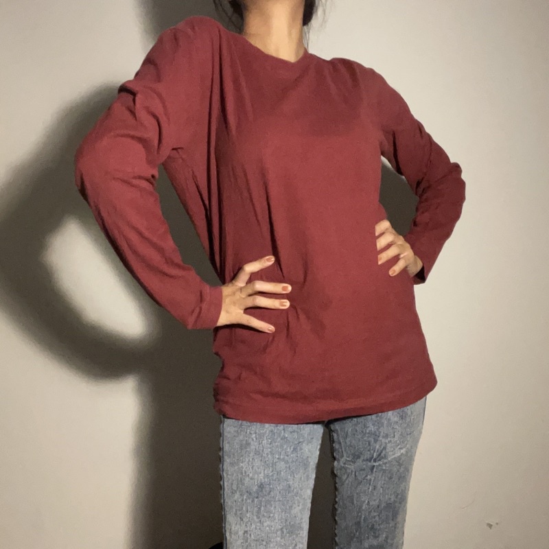 Atasan Lengan Panjang Maroon