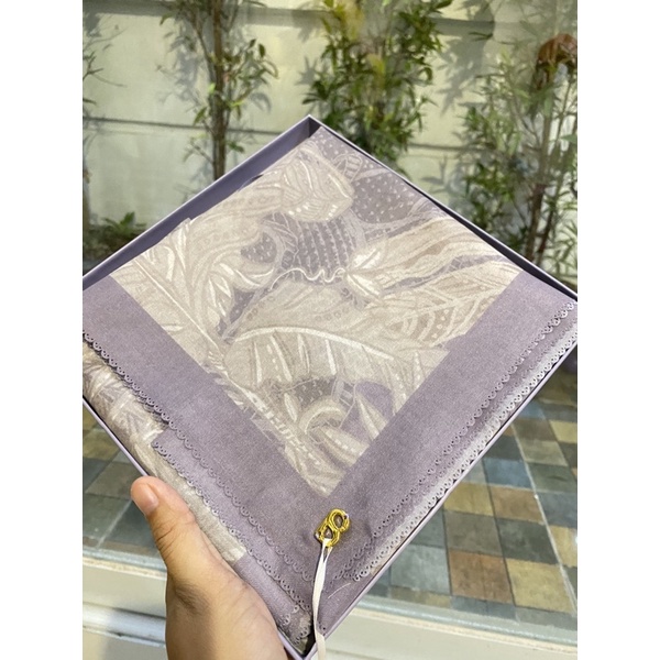 nusantara oasis buttonscarves