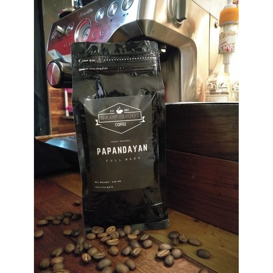 

KOPI PAPANDAYAN FULL WASH 250gr DROP SHOOT COFFEE - ROAST BEAN - kkp2311