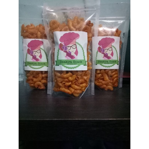 

makanan ringan pedas