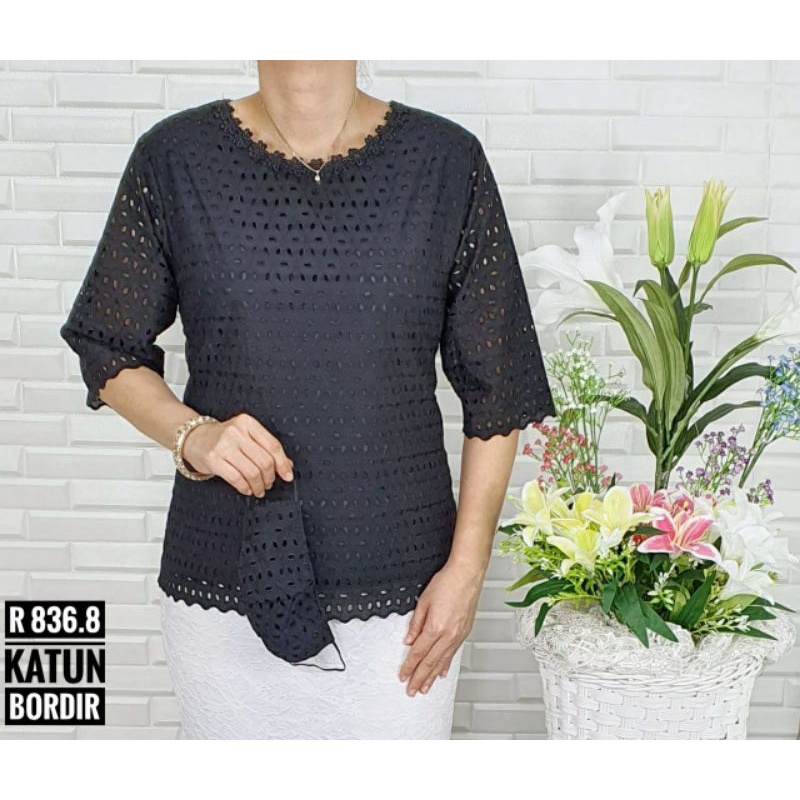 BLOUSE KATUN BOLONG