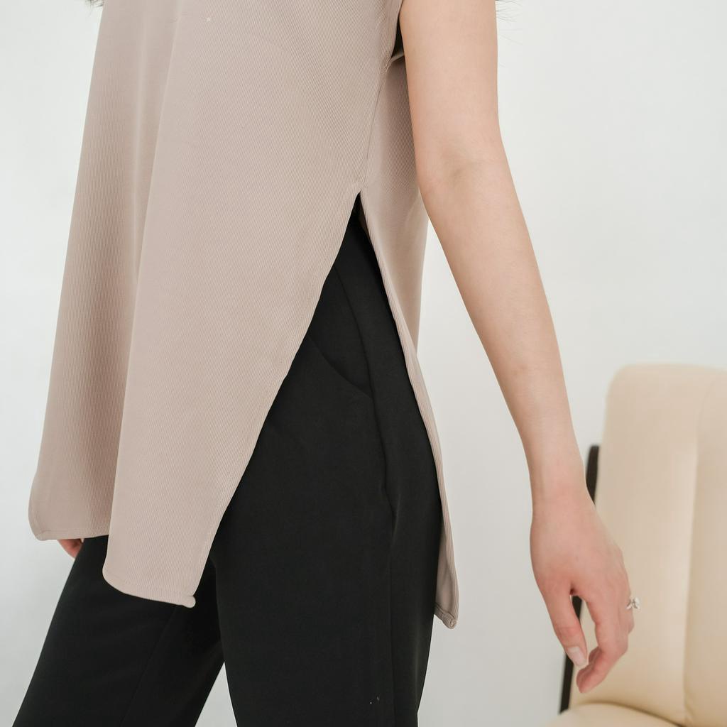 [Tavia] Layla Blouse Top / Blouse Wanita / Atasan Wanita