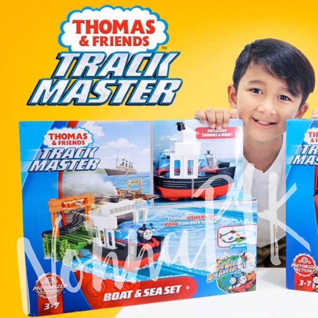 trackmaster boat & sea set