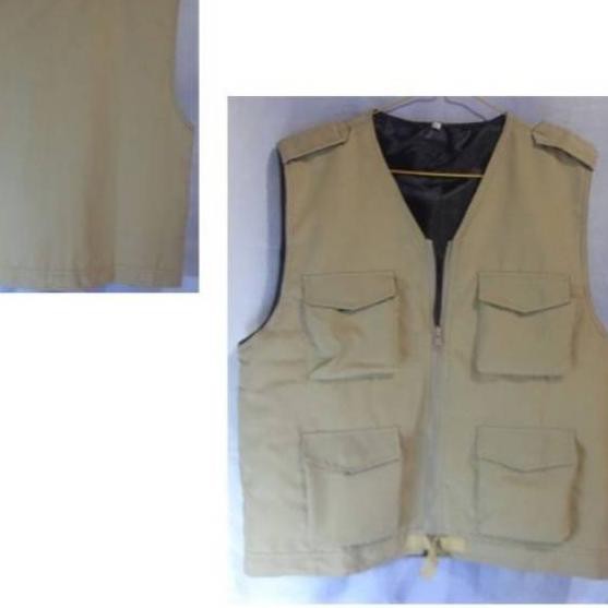 ❋ Rompi cream#rompi tanpa krah#rompi lapangan#rompi coklat#rompi oblong cream ♠