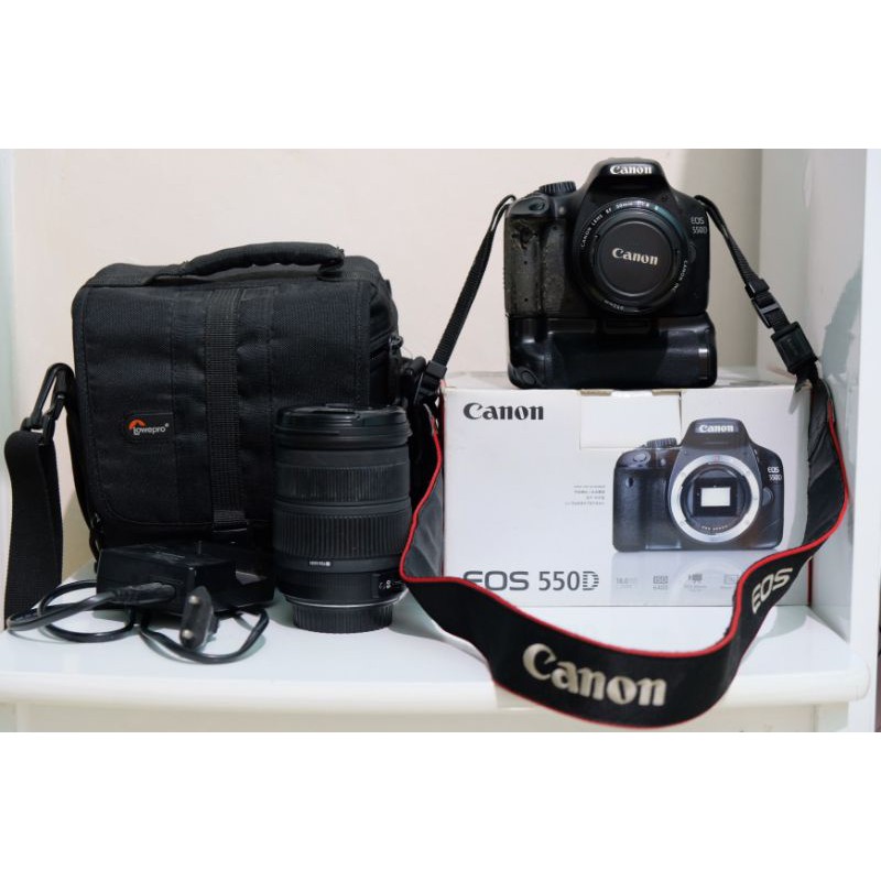 Kamera DSLR Canon 550D Full Set (SECOND)
