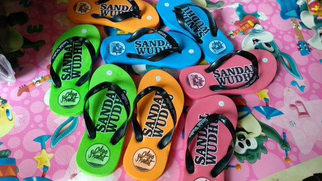 Paket 10 Pasang Sandal wudhu anak SD