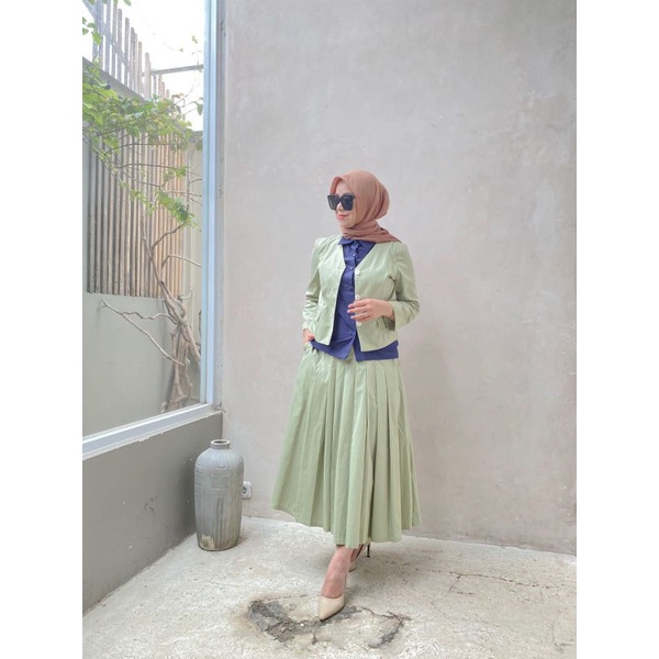 Susan Huda ellodie set