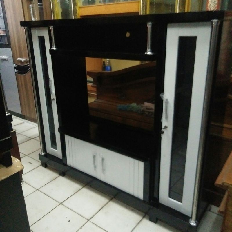 bupet tv lemari pajangan tv diswar tv free ongkir