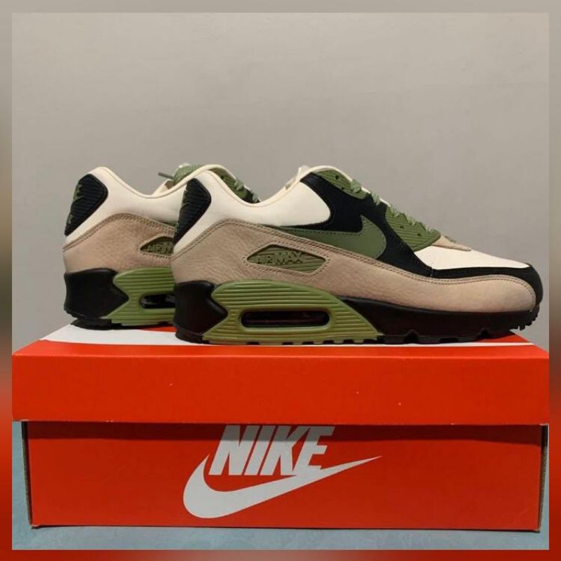 Nike Air Max Lahar NEW BNIB