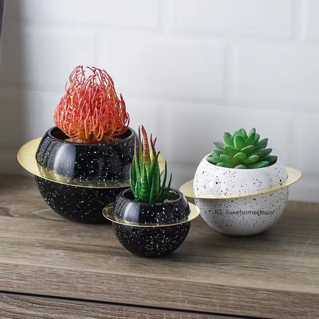 Saturn Vase/ vas bunga/ pot bunga keramik/ vas bunga korea/ vas bunga unik/ vas bunga kaktus