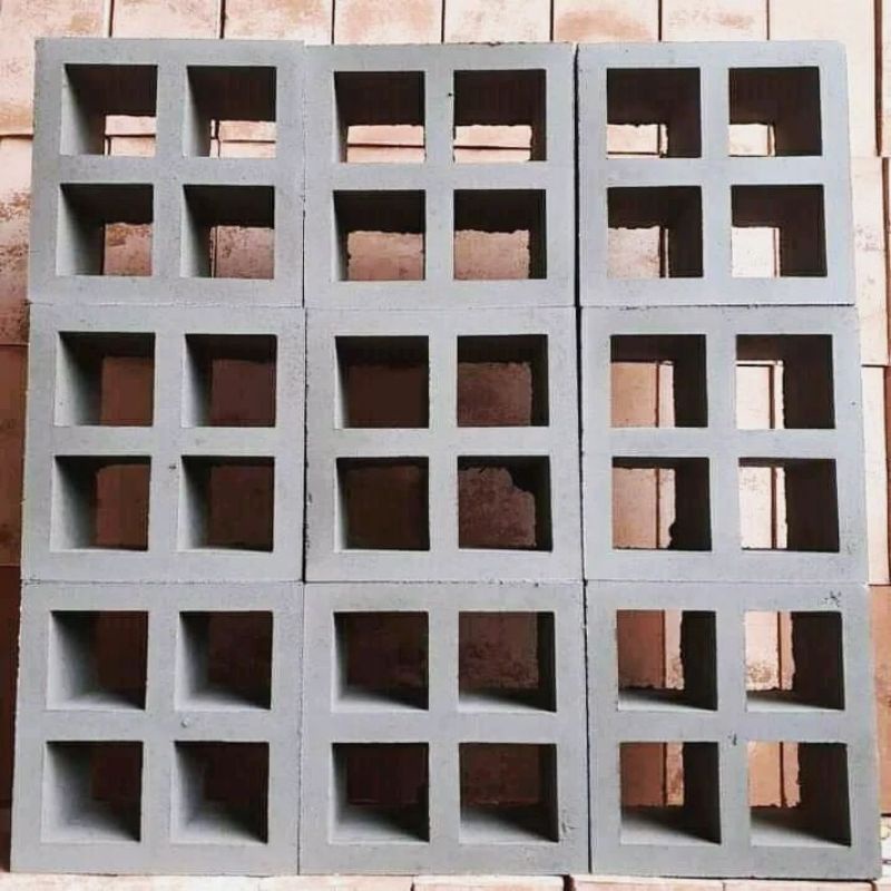 Loster/roster beton seri kotak kotak empat lubang minimalis