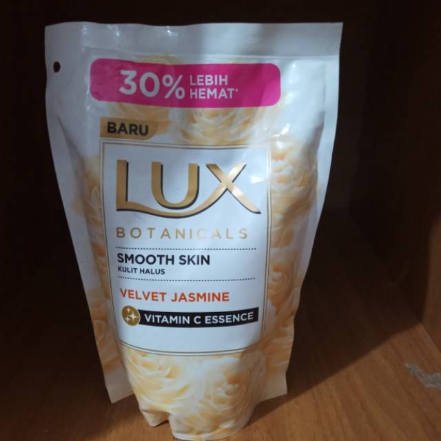 Lux bodywash (sabun cair refil) 400ml