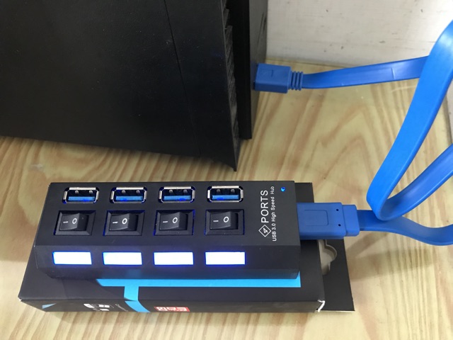 USB HUB 4 PORT USB 3.0 ON OFF HI SPEED / USB HUB VERSI 3.0 / saklar