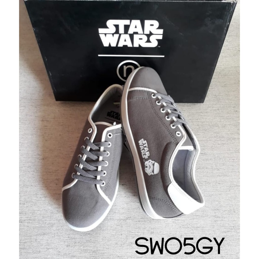 Sepatu Sneaker Pria Kanvas Motif StarWars Brand MATAHARI Nevada