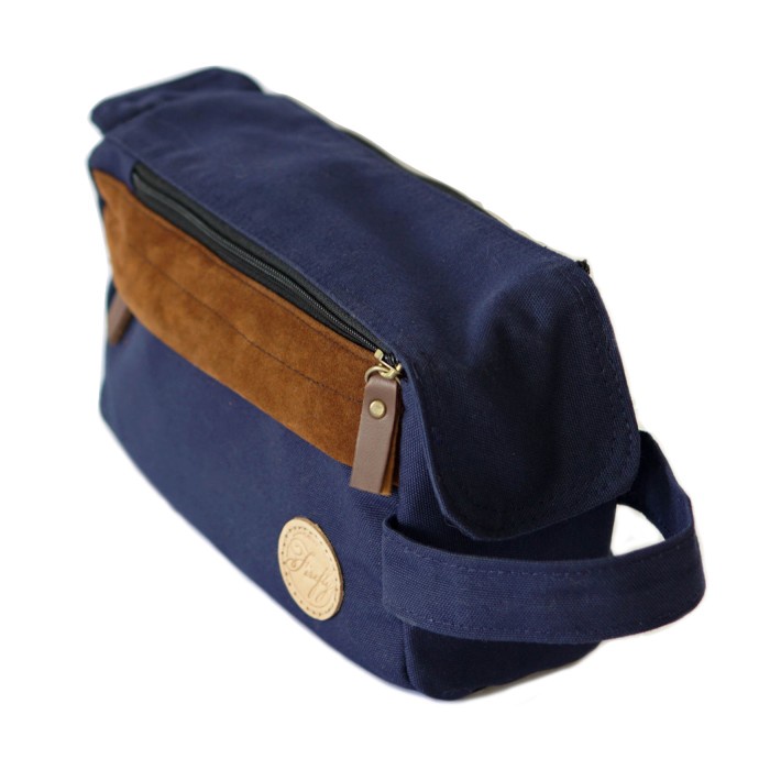 

Jual Tas Pouch Dompet Wadah Tempat Kosmetik Pensil Hp - Firefly Parker Navy Hemat