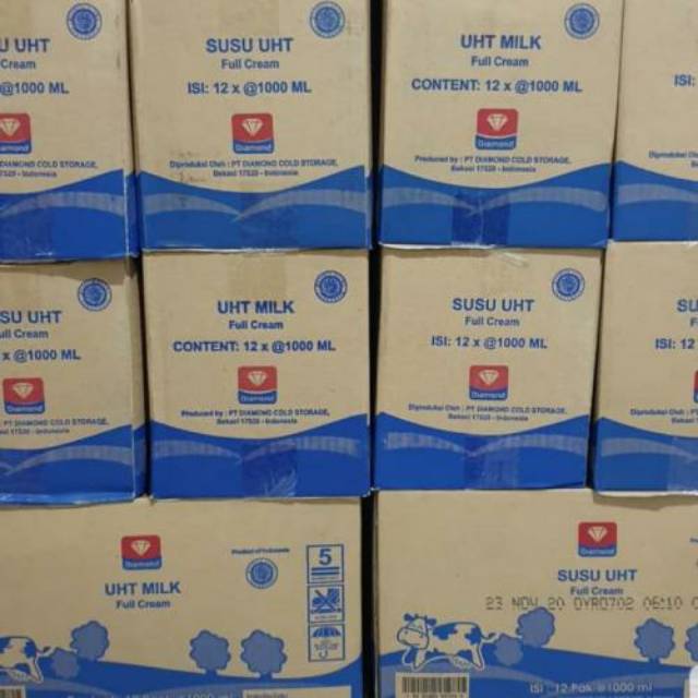 Susu UHT Diamond Full Cream 1 Liter (Karton)