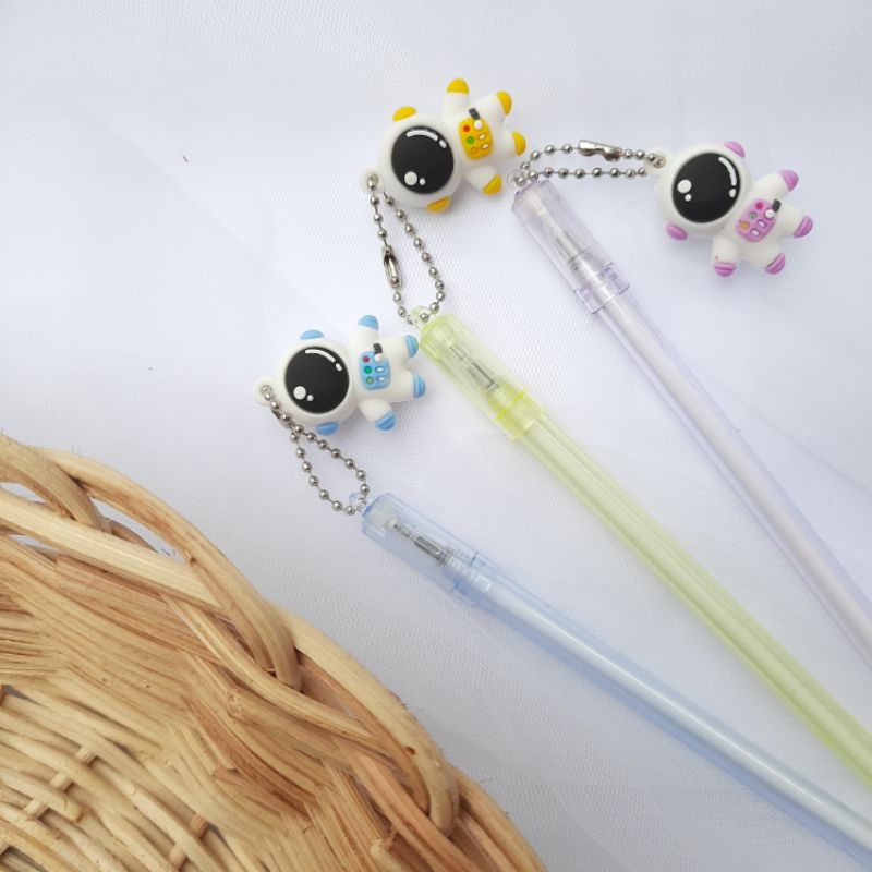 

Pulpen Gel Lucu Astronot