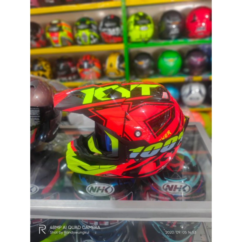 HELM KYT CROSS OVER PLUS GOGLE 100%ORIGINAL