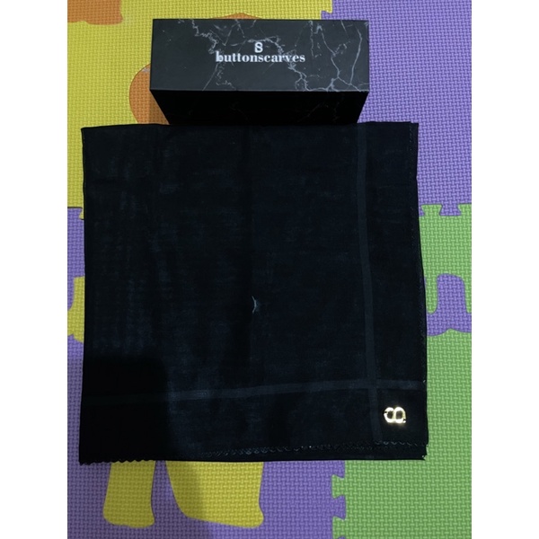 PRELOVED VOAL reguler BUTTONSCARVES Series Basic Black