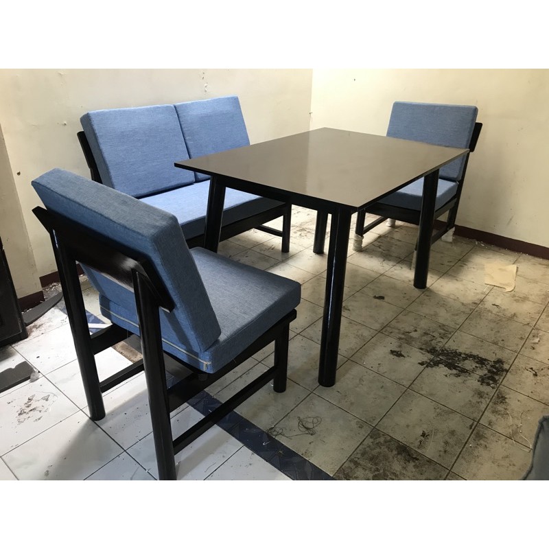 Kosovo Dining Set