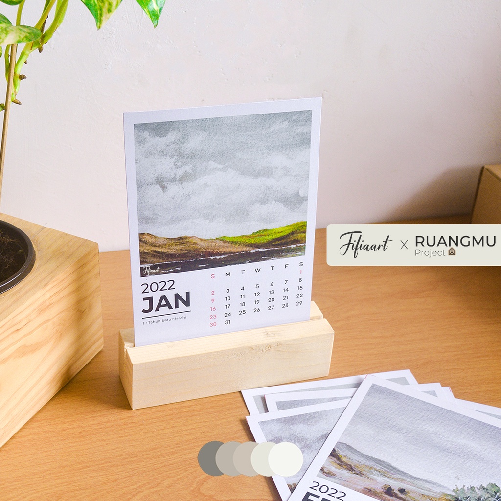 

Kalender aesthetic 2024 lukisan + penyangga kayu | desk calendar | by Ruangmu Project x Fifiaart