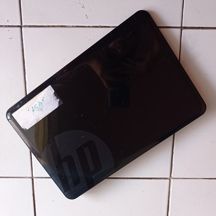 Casing Frame LCD HP 1000 Case Second Bekas Ori Original CAS24