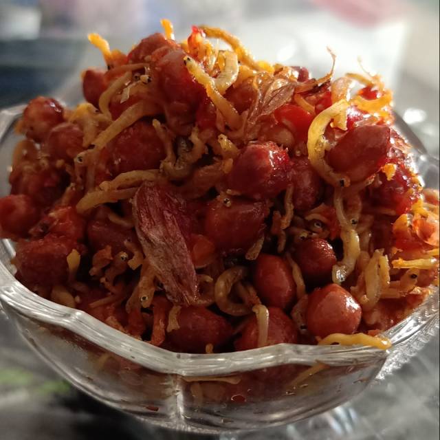 

Teri kacang bawang balado
