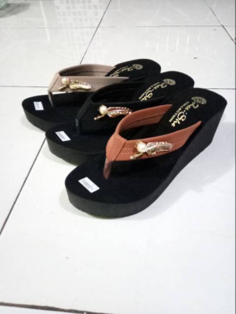 Sandal Spon Wedges ZS-15 Nabila Wanita Terbaru