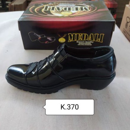 Sepatu kulit pria pantofel kantor Polri TNI security guard PNS sepatu kerja formal tampil keren