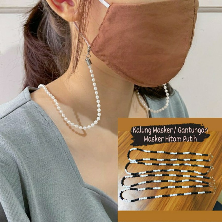 Kalung Gantungan Masker Mutiara Putih dan Hitam Putih Motif Random