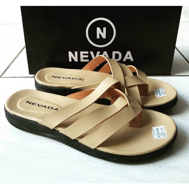 sandal Nevada Cewek