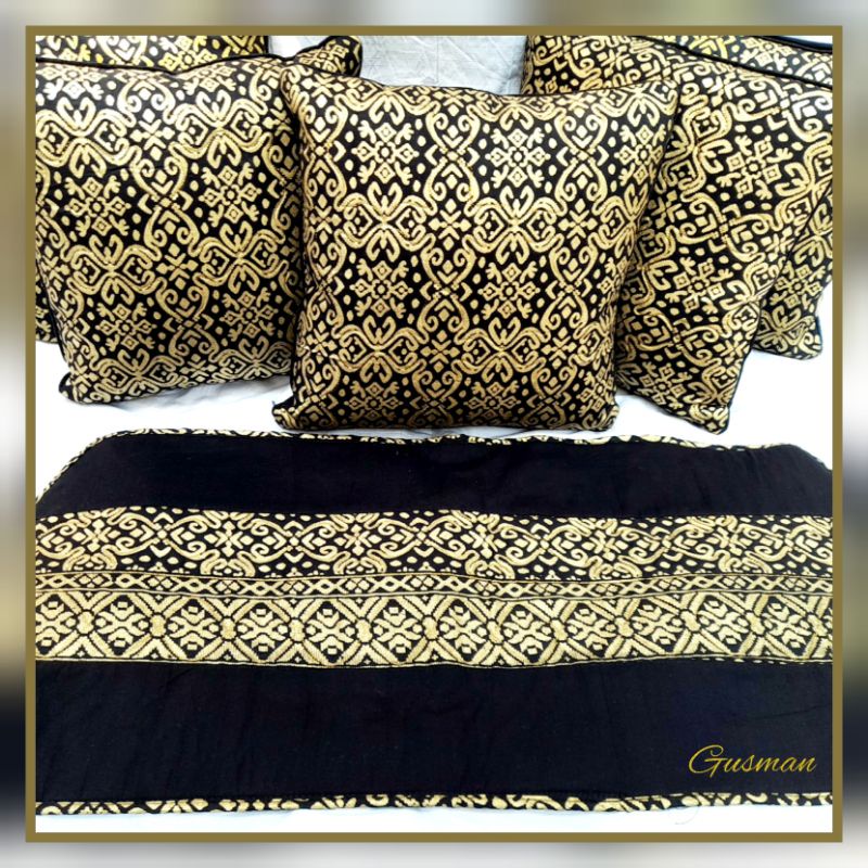SARUNG BANTAL KURSI SOFA | PRADA EMAS | 40 × 40 | LAPIS BUSA | BORDIR BENANG EMAS | HARGA GROSIR