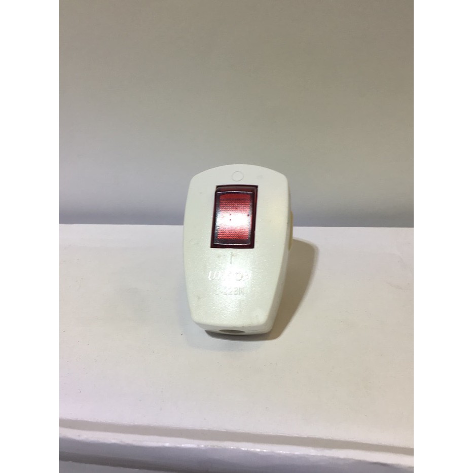 Steker lampu uticon cetekan lampu uticon