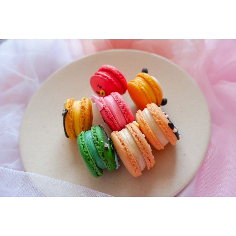 REGULAR MACARON KARAKTER ISI 6PCS