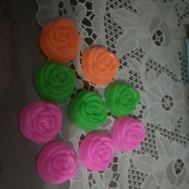 Cetakan Kue Mawar - Agar - Apem - Puding - Bolu Kukus - Coklat - Putu Ayu Size 6,5 Cm