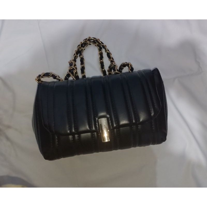 PRE-LOVED FLICKA ORIGINAL Kode Barang flicka: V 16