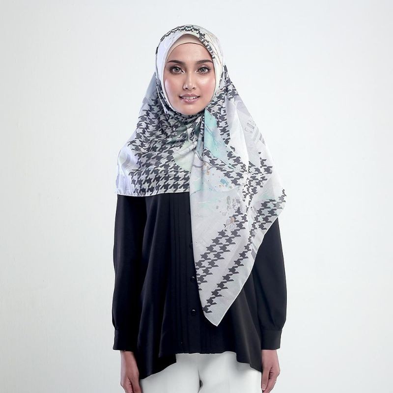 Yura Scarf by zoya