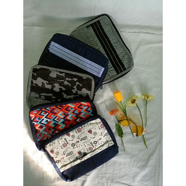 

CUSTOM NAMA Sampul Qur'an Makna (Jeans Motif B)